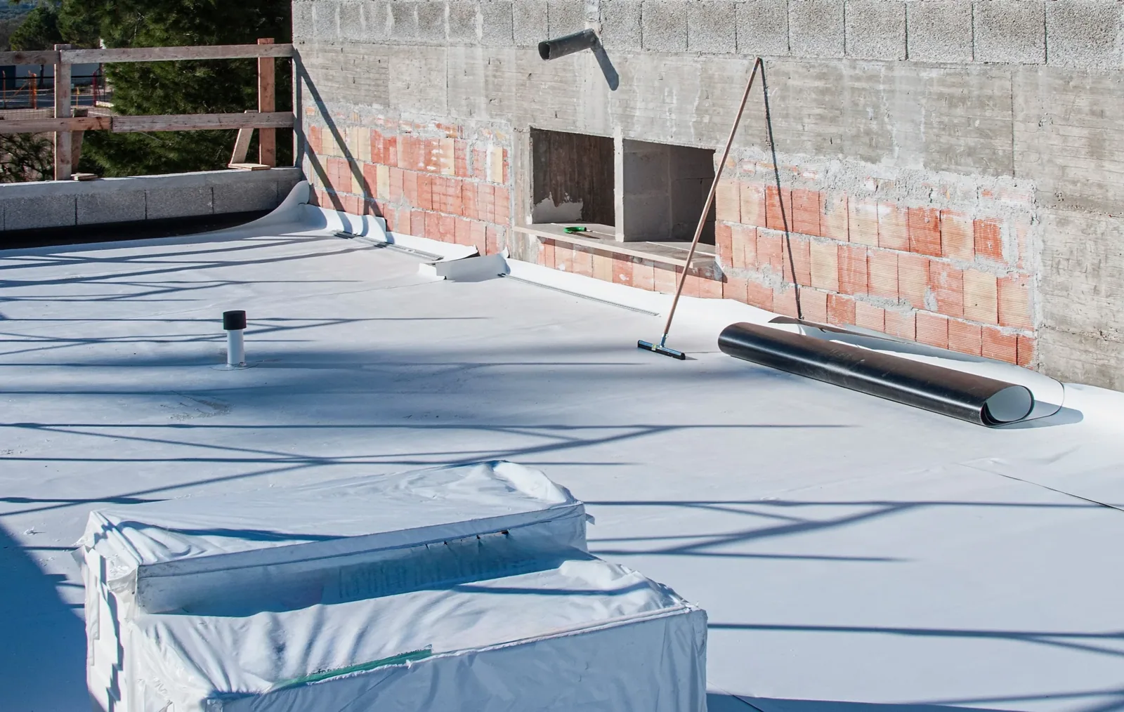 TPO Roofing in Rialto, CA TPO Roofing in Rialto, CA